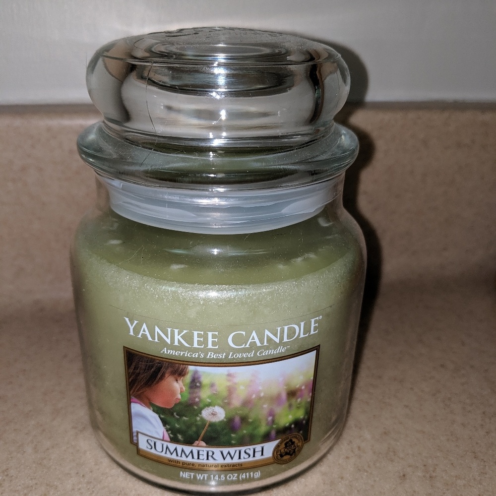 New Yankee Candle Summer Wish 14.5oz medium jar